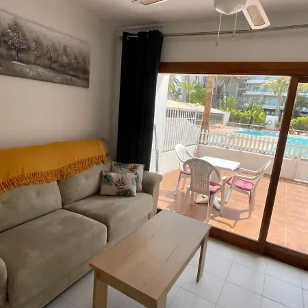 Apto Dowtown Vistas Piscina Y Cerca Playa *